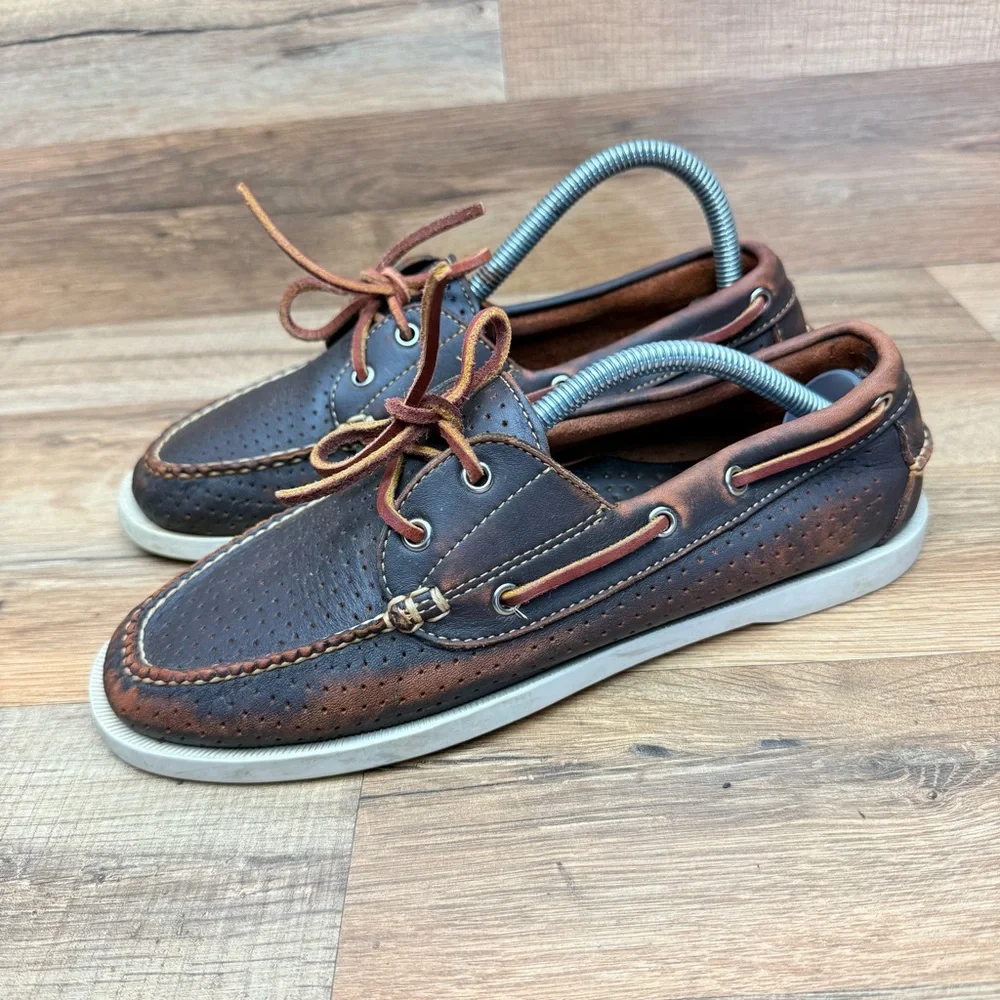 LL bean women size 8 Brown Leather Boat Shoes